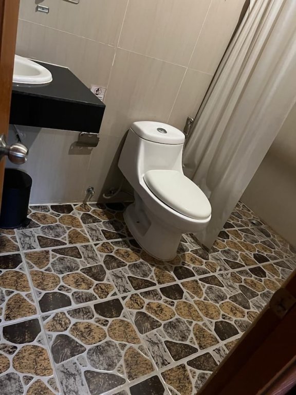 patong dynasty royal hotel