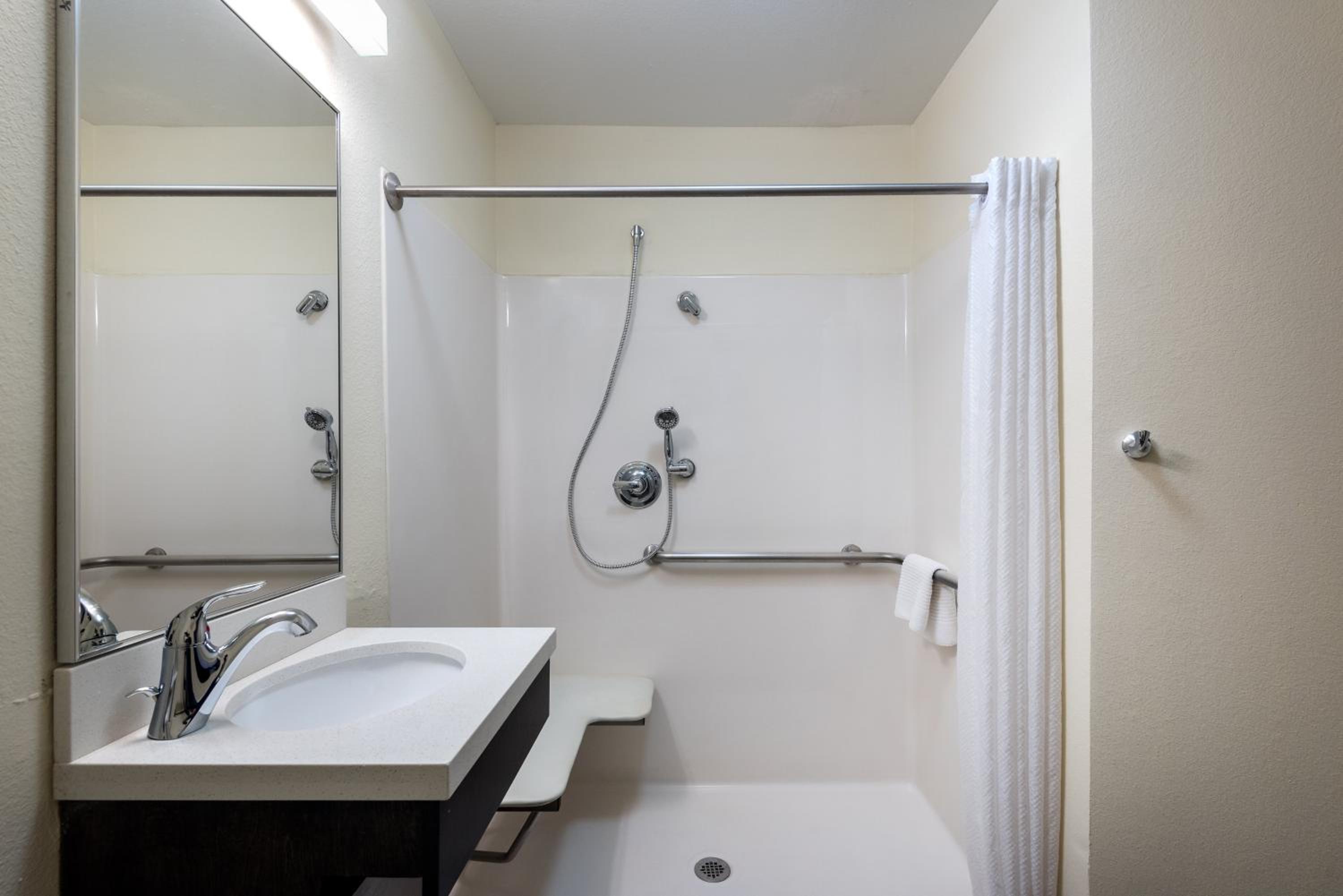 candlewood suites glen allen short pump by ihg