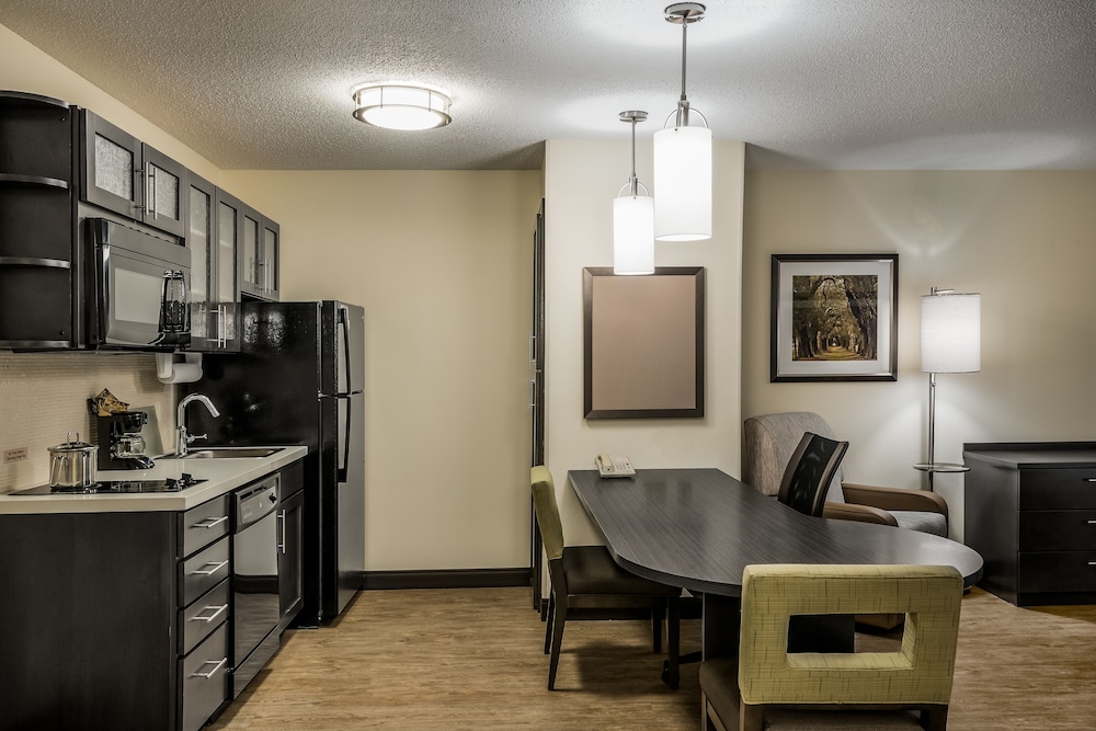 candlewood suites glen allen short pump by ihg