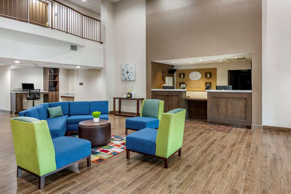 comfort suites south park