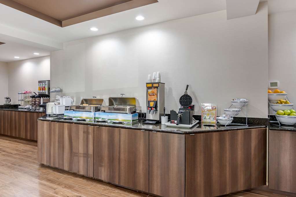 comfort suites south park