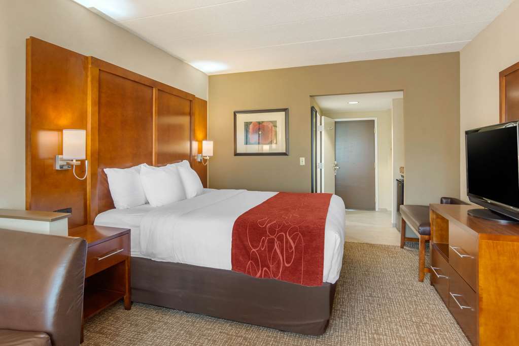 comfort suites south park