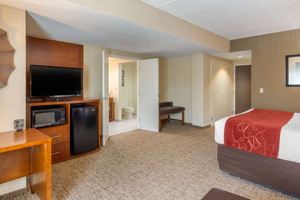 comfort suites south park