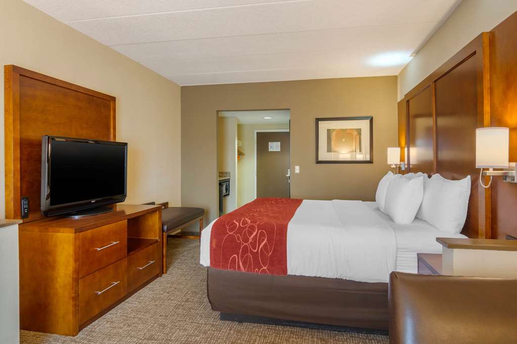 comfort suites south park
