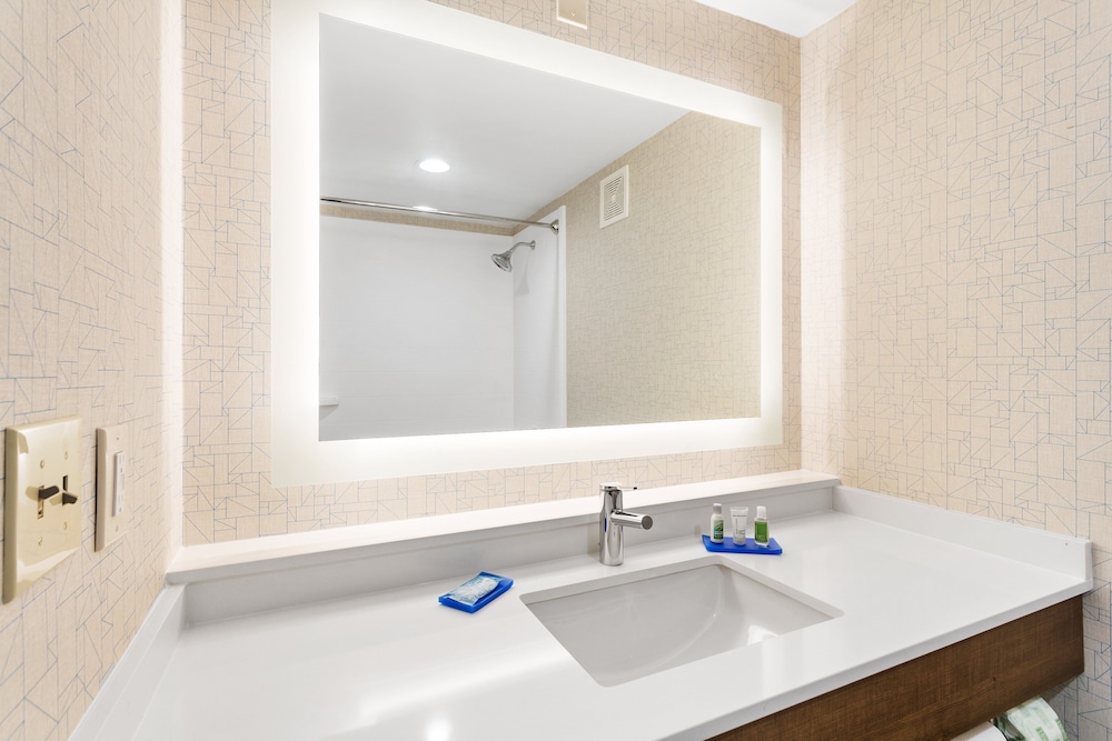 holiday inn express hopewell fort lee area by ihg