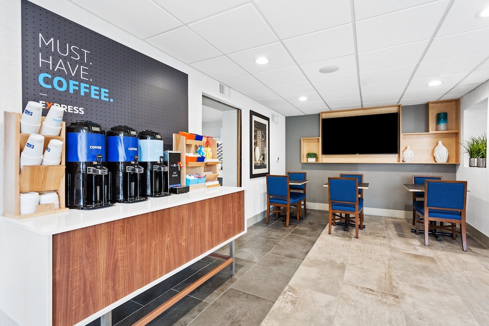 holiday inn express hopewell fort lee area by ihg