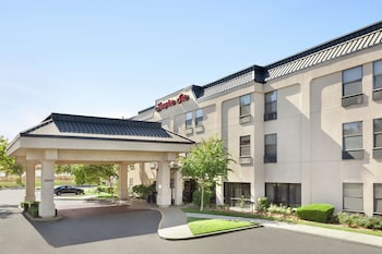 hampton inn tracy