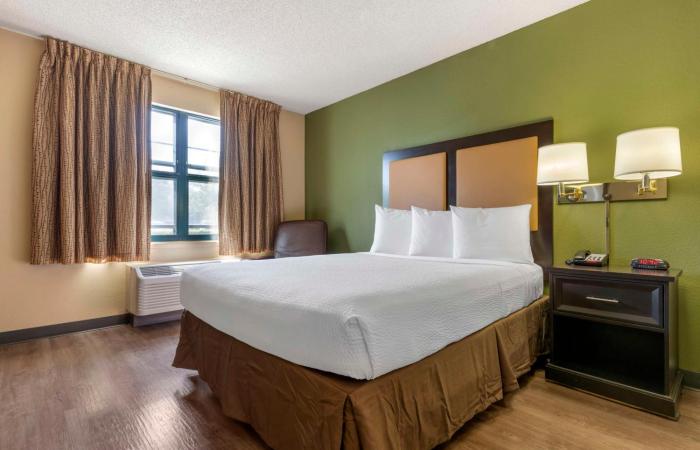 extended stay america suites stockton tracy