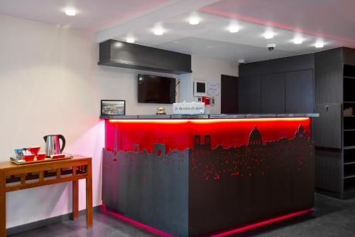 Hôtel Aurore Paris Gare De Lyon,13, Rue Traversiere,3 star