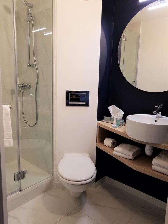 brit hotel marseille aeroport