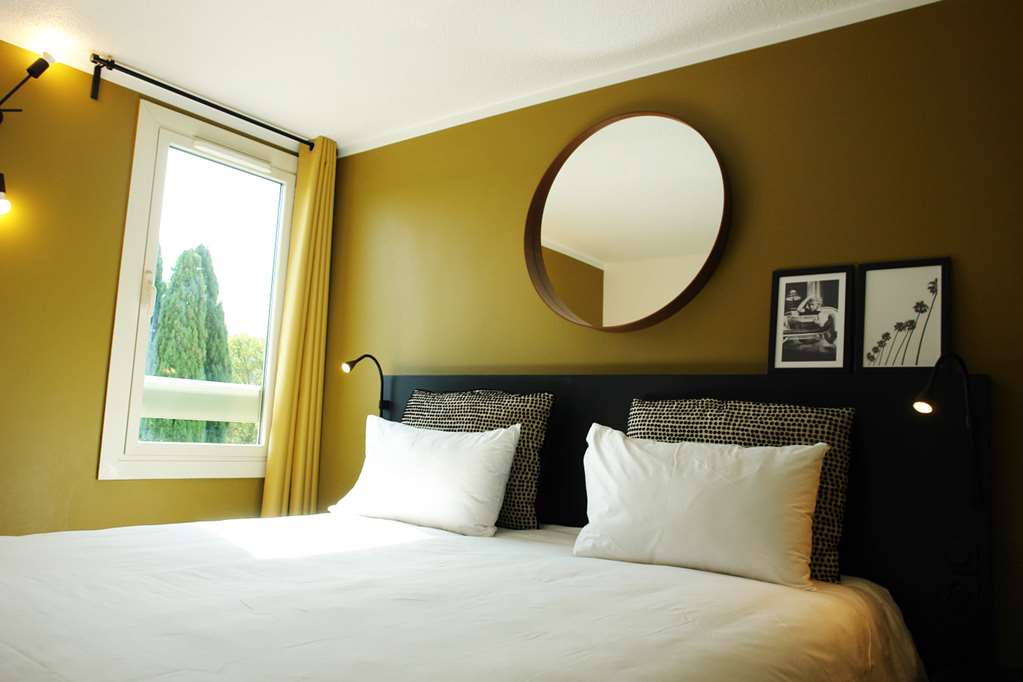 brit hotel marseille aeroport