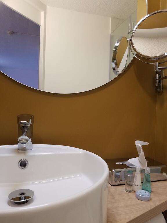 brit hotel marseille aeroport