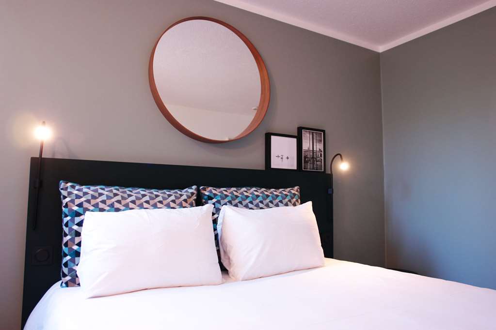 brit hotel marseille aeroport