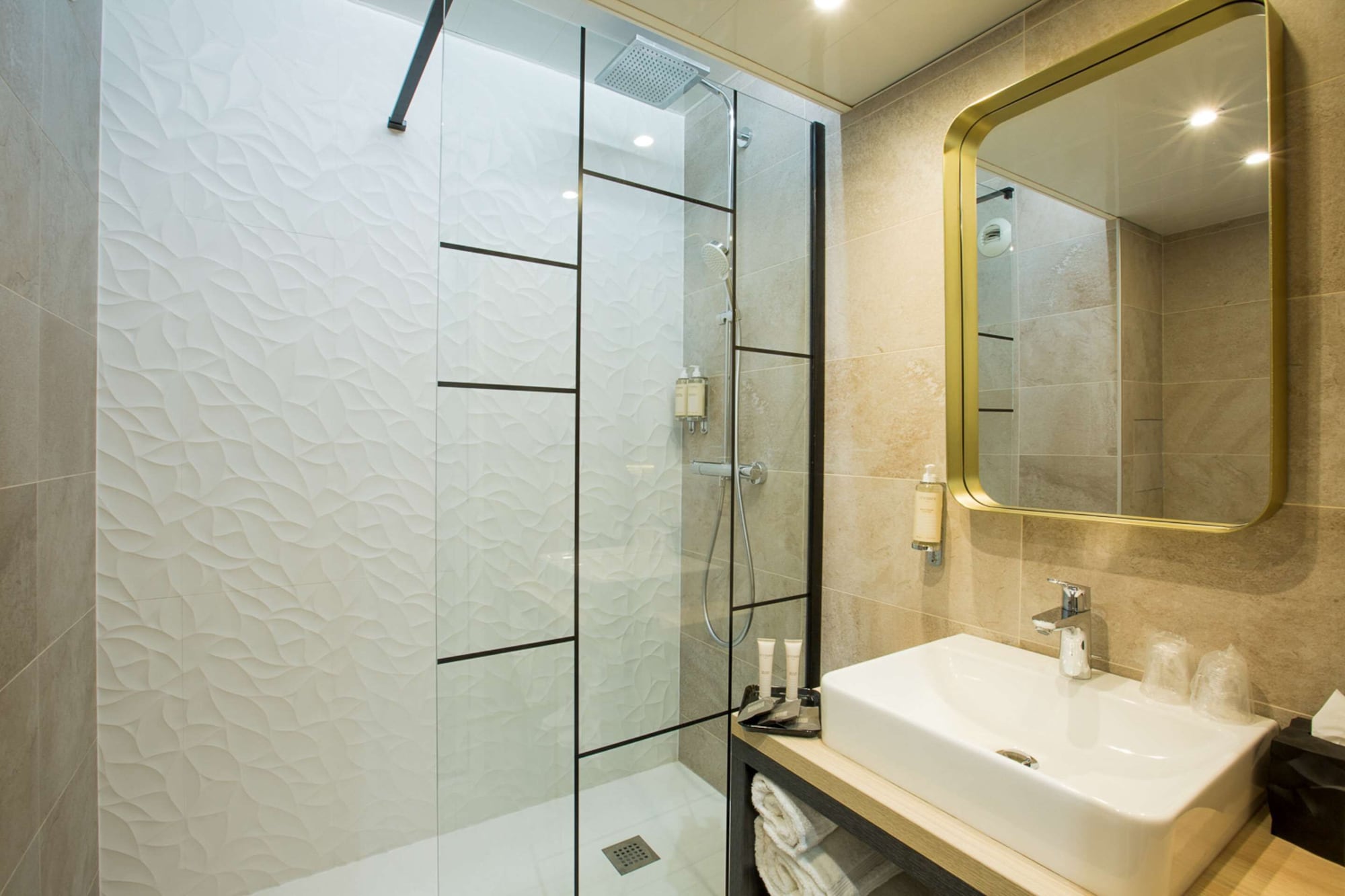 best western plus opera batignolles