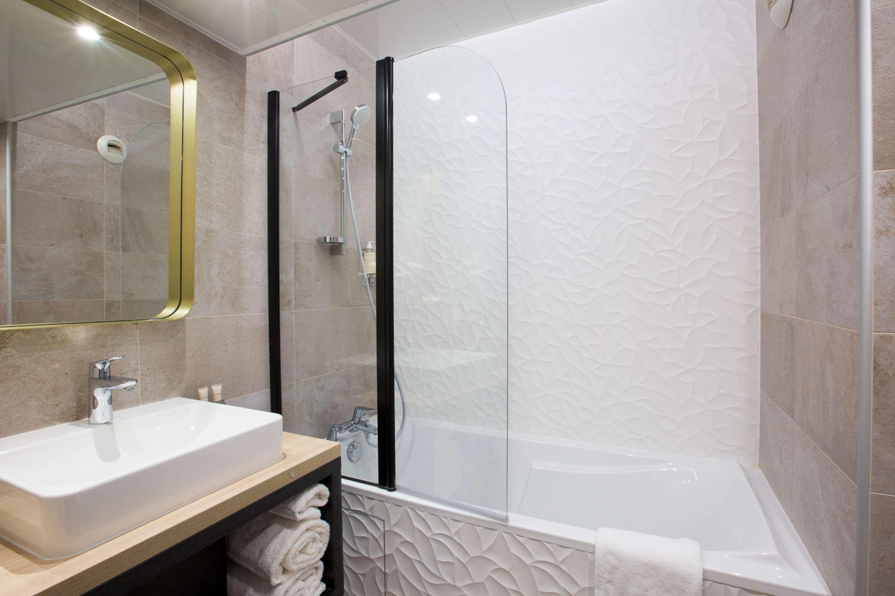 best western plus opera batignolles