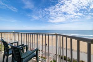 holiday inn and suites virginia beach north beach by ihg