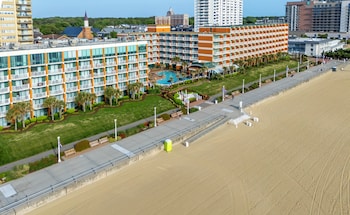 holiday inn and suites virginia beach north beach by ihg
