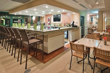 holiday inn and suites virginia beach north beach by ihg