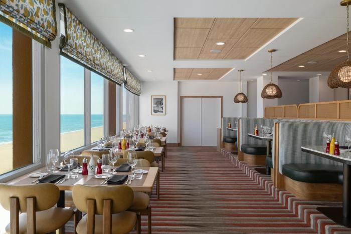 holiday inn and suites virginia beach north beach by ihg