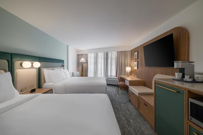 holiday inn and suites virginia beach north beach by ihg