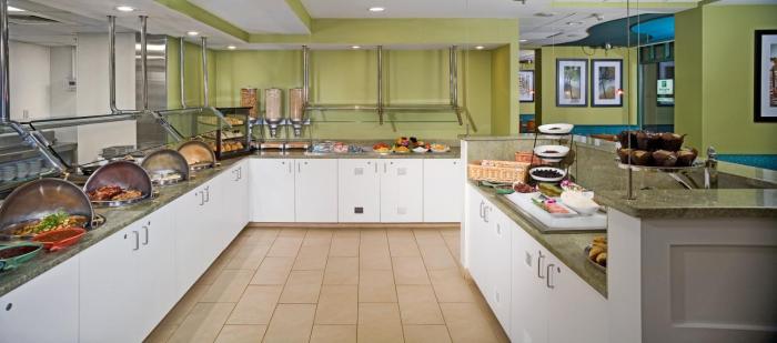 holiday inn and suites virginia beach north beach by ihg