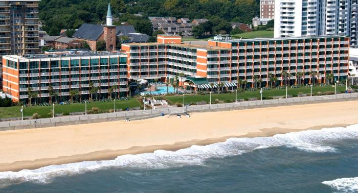holiday inn and suites virginia beach north beach by ihg
