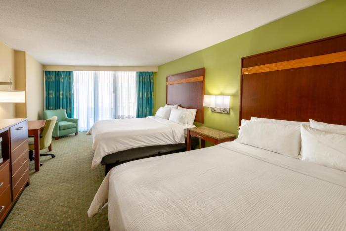 holiday inn and suites virginia beach north beach by ihg