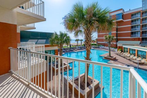 holiday inn and suites virginia beach north beach by ihg