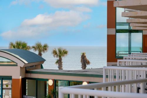holiday inn and suites virginia beach north beach by ihg