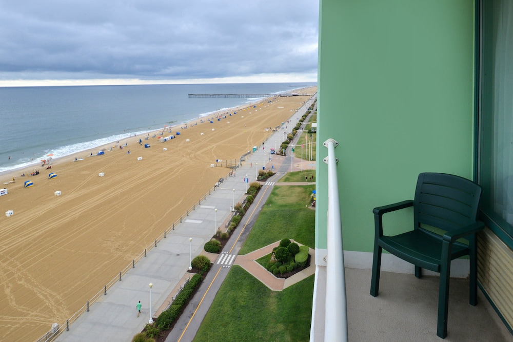holiday inn va beach oceanside 21st st by ihg