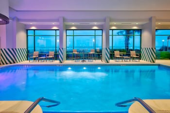 Holiday Inn Va Beach-Oceanside (21St St) By Ihg,2101 Atlantic Avenue,3 star