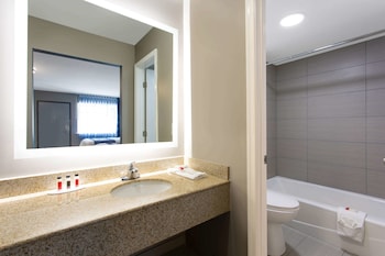 days inn by wyndham chesapeake