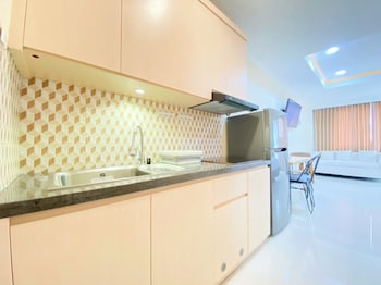 best deal and comfy studio apartment at sentraland semarang