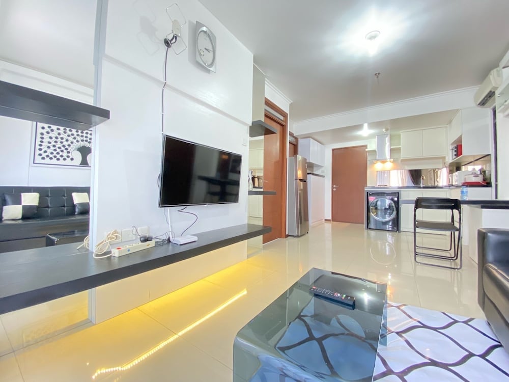 exclusive 3br at gateway pasteur apartment