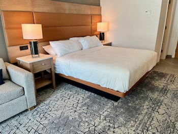 sheraton virginia beach oceanfront hotel