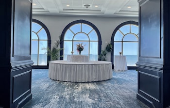 sheraton virginia beach oceanfront hotel