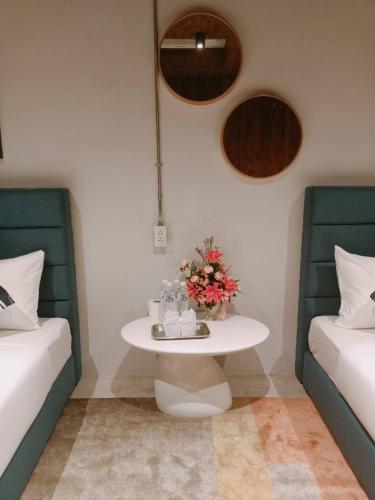 icon hotel