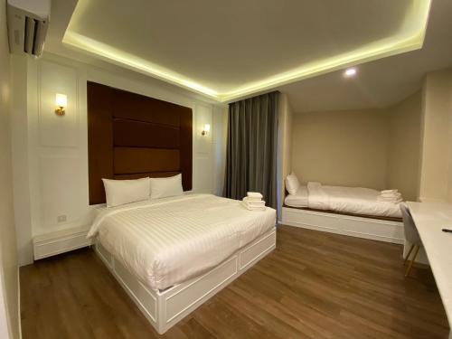 calinton hotel
