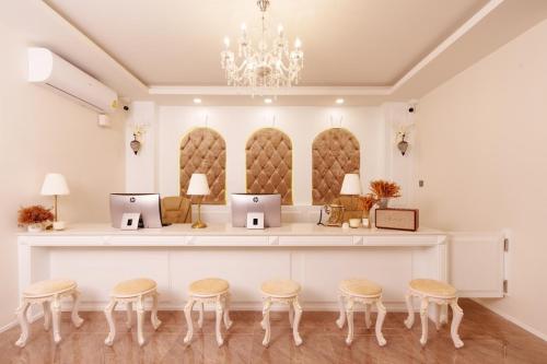 calinton hotel