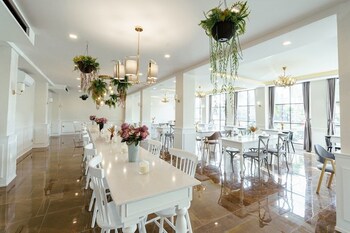 Hotel-Img