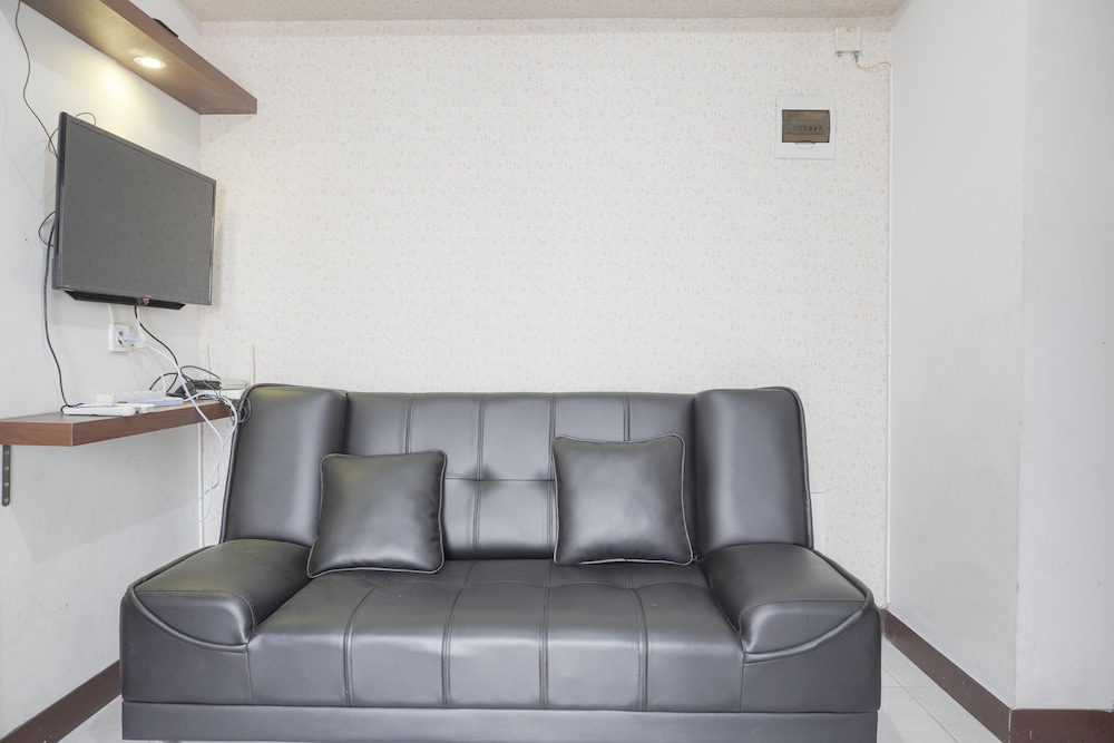 nice and cozy 2br at cinere resort apartment