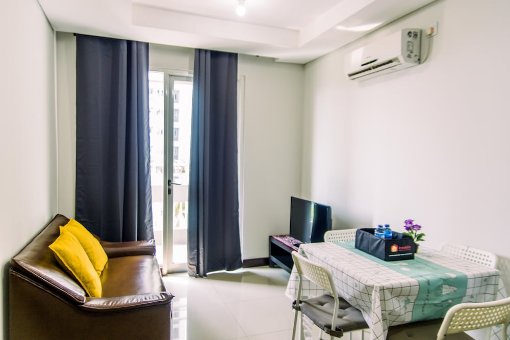 stunning and comfy 2br at sky terrace apartment