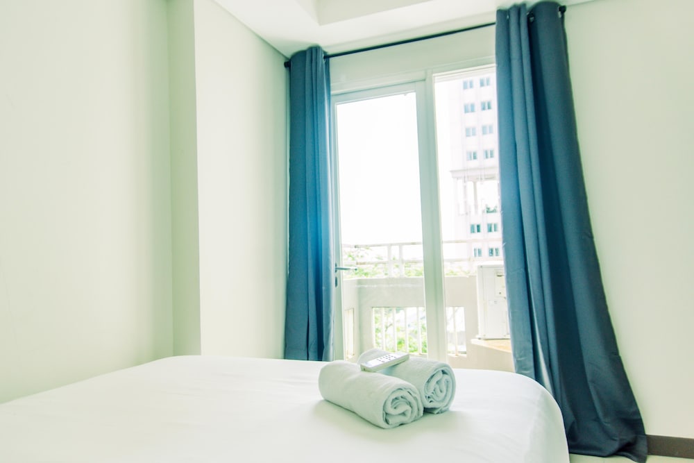 stunning and comfy 2br at sky terrace apartment