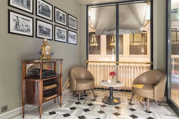 marius hotel