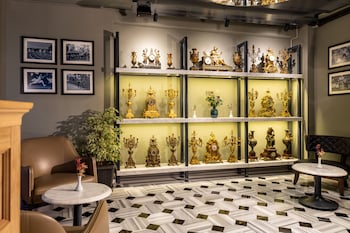 marius hotel