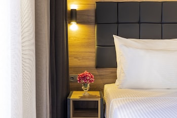 marius hotel