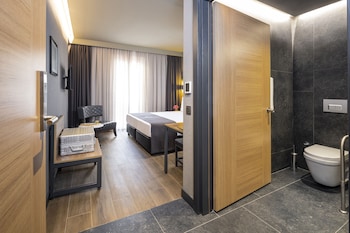 marius hotel