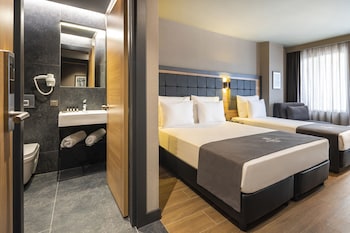 marius hotel