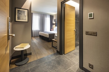 marius hotel