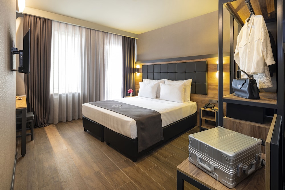 marius hotel